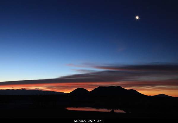 Click image for larger version

Name:	moon.jpg‎
Views:	78
Size:	35.1 KB
ID:	14213