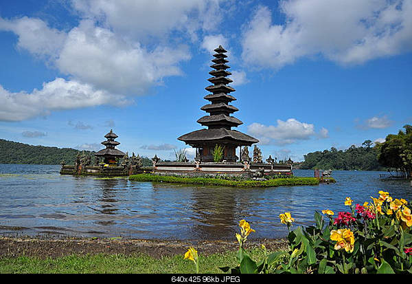 Beautiful photos from around the world.....-monday-june-21-2010-bali-indonesia.jpg