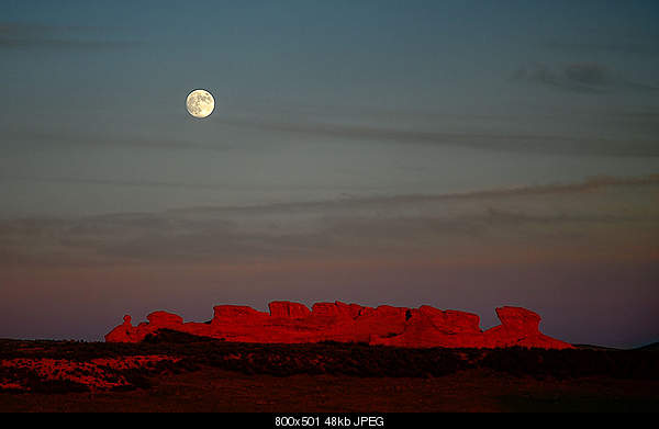Beautiful photos from around the world.....-full-moon-rises-over-sphinx-rock-south-of-laramie-wyoming...usa.jpg