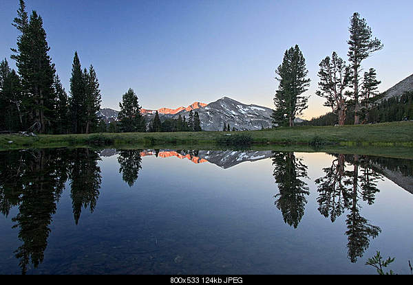 Beautiful photos from around the world.....-mammoth-peak-at-the-east-entrance-to-yosemite-national-park.jpg