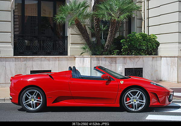Ferrari-4806620770_f19a4bd3e4_o.jpg