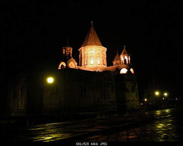 The world of monks-etchmiadzin-1.jpg
