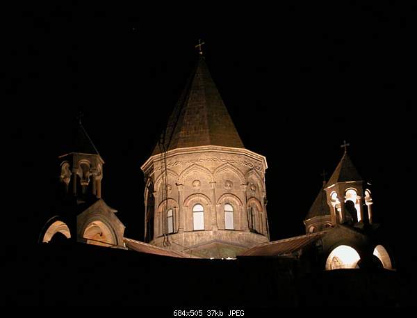The world of monks-etchmiadzin-2.jpg