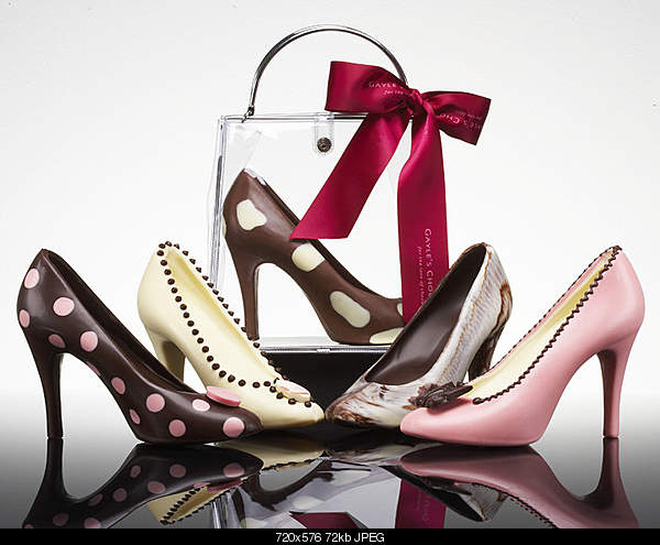   PusSycat-chocolate_gift_shoes.jpg