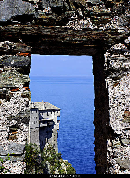 Beautiful photos from around the world.....-tuesday-december-28-2010-greece.jpg