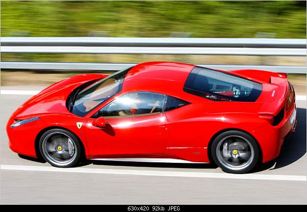 Ferrari-25087_1251377811894.jpg