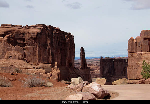 Beautiful photos from around the world.....-wednesday-march-30-2011-moab-ut.jpg